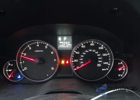 2013 Subaru Outback 2.5I Premium z USA, uszkodzony, nr VIN 4S4BRBCC9D3229339